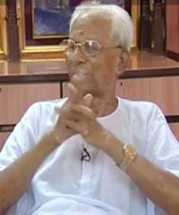  स्वर्गीय अण्णा सारक 